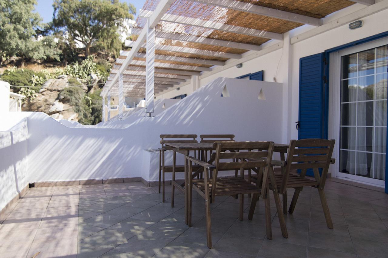 Armadoros Hotel / Ios Backpackers Chora Exterior foto
