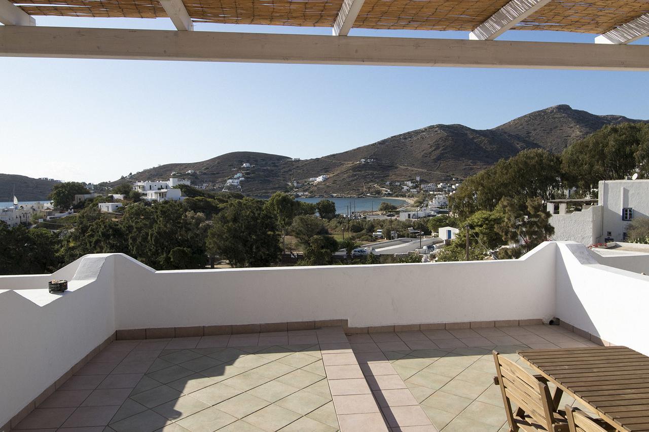 Armadoros Hotel / Ios Backpackers Chora Exterior foto