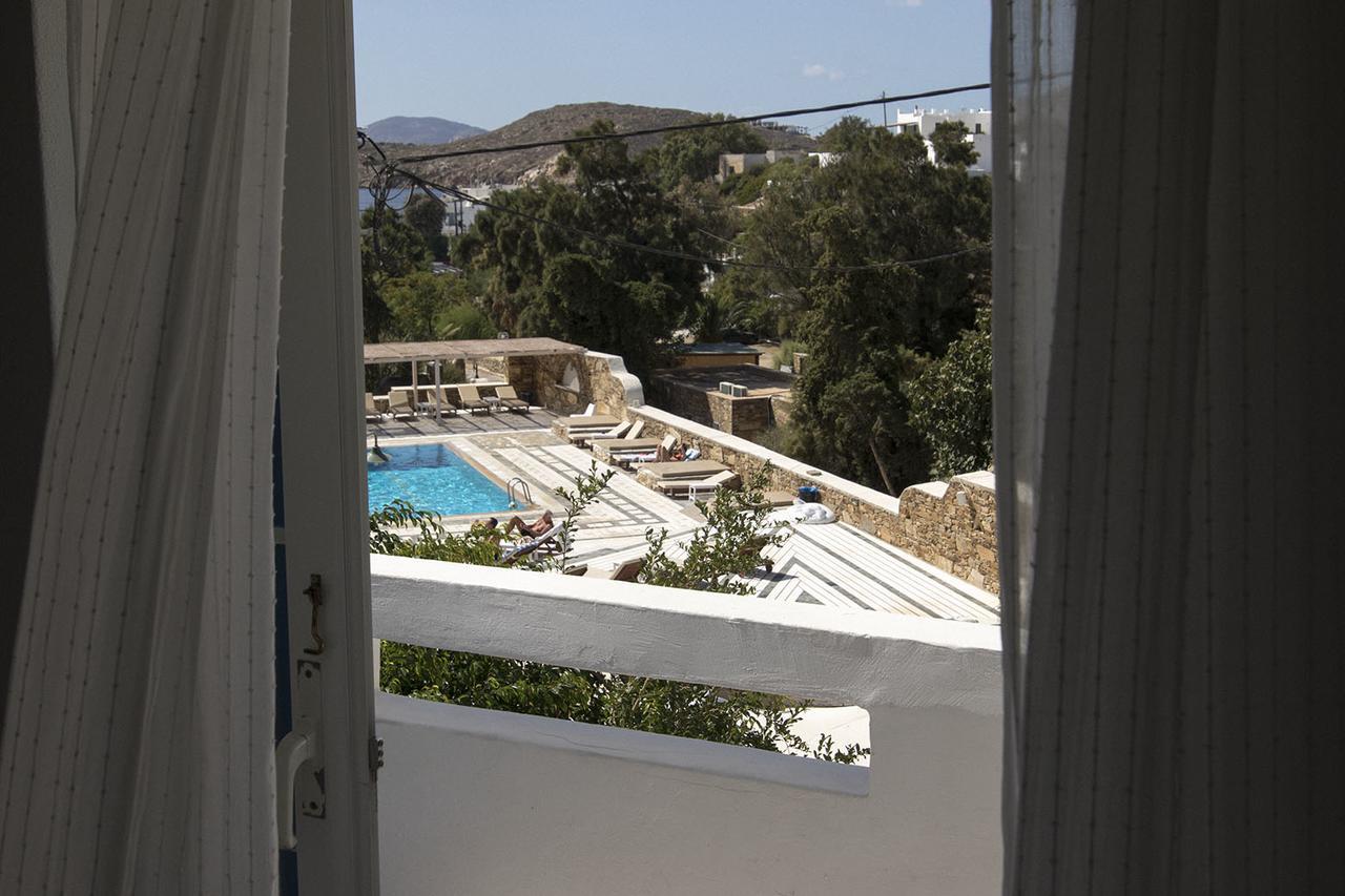 Armadoros Hotel / Ios Backpackers Chora Exterior foto