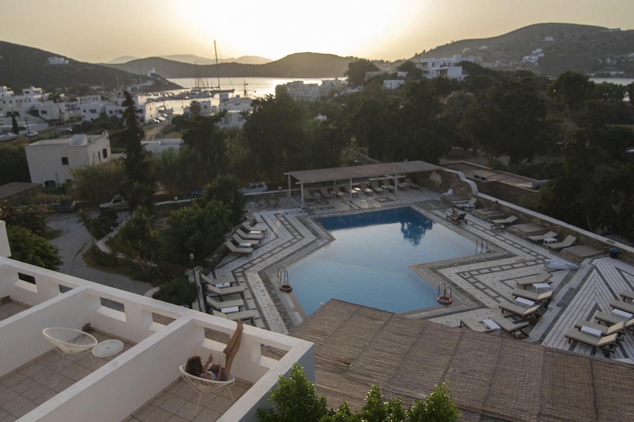 Armadoros Hotel / Ios Backpackers Chora Exterior foto