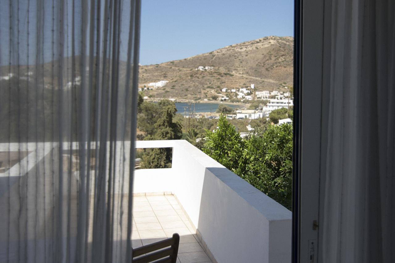 Armadoros Hotel / Ios Backpackers Chora Exterior foto
