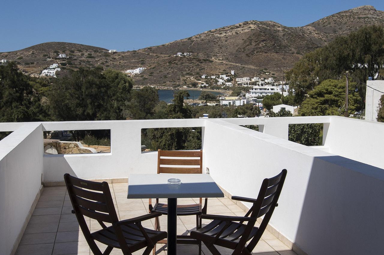 Armadoros Hotel / Ios Backpackers Chora Exterior foto